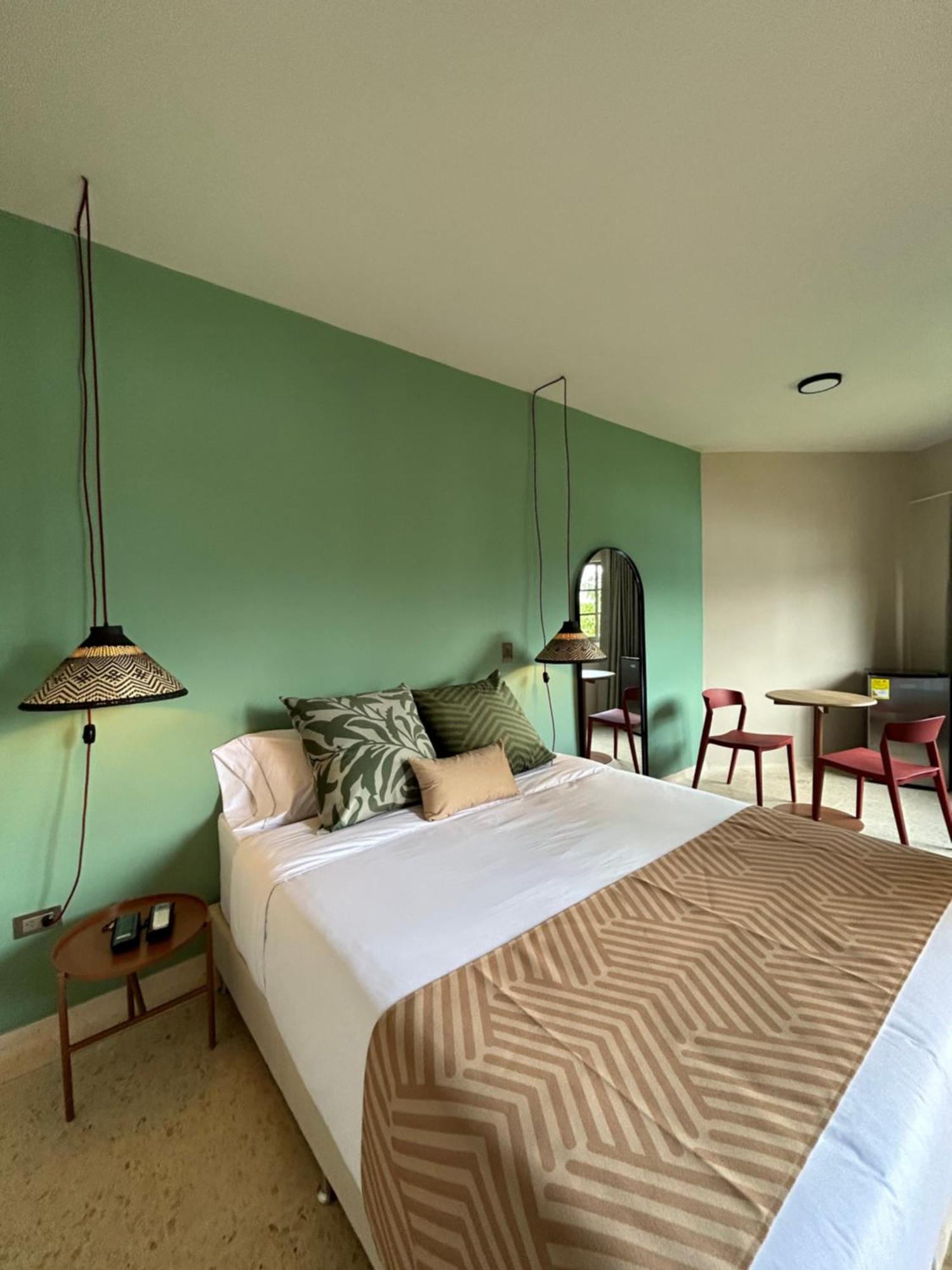 Del Tropico Hotel Sopetran Luaran gambar