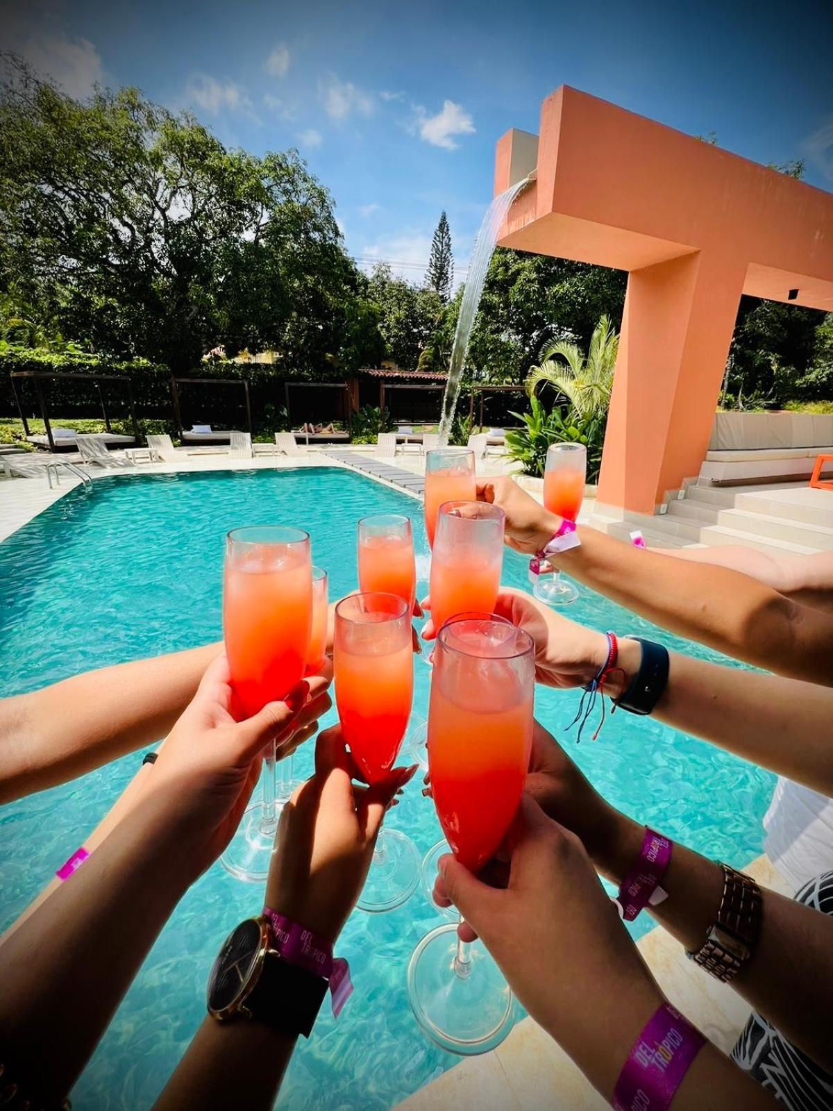 Del Tropico Hotel Sopetran Luaran gambar