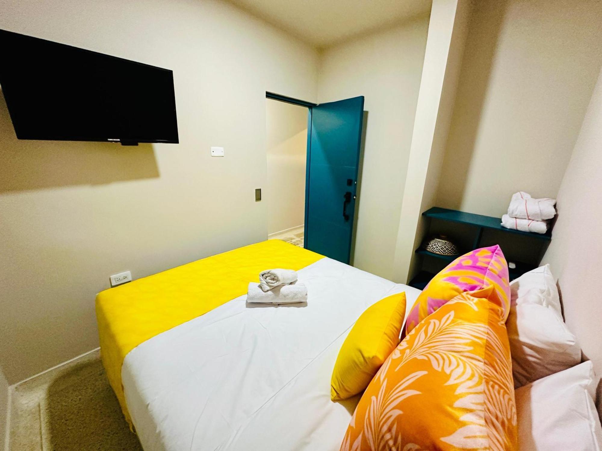Del Tropico Hotel Sopetran Luaran gambar