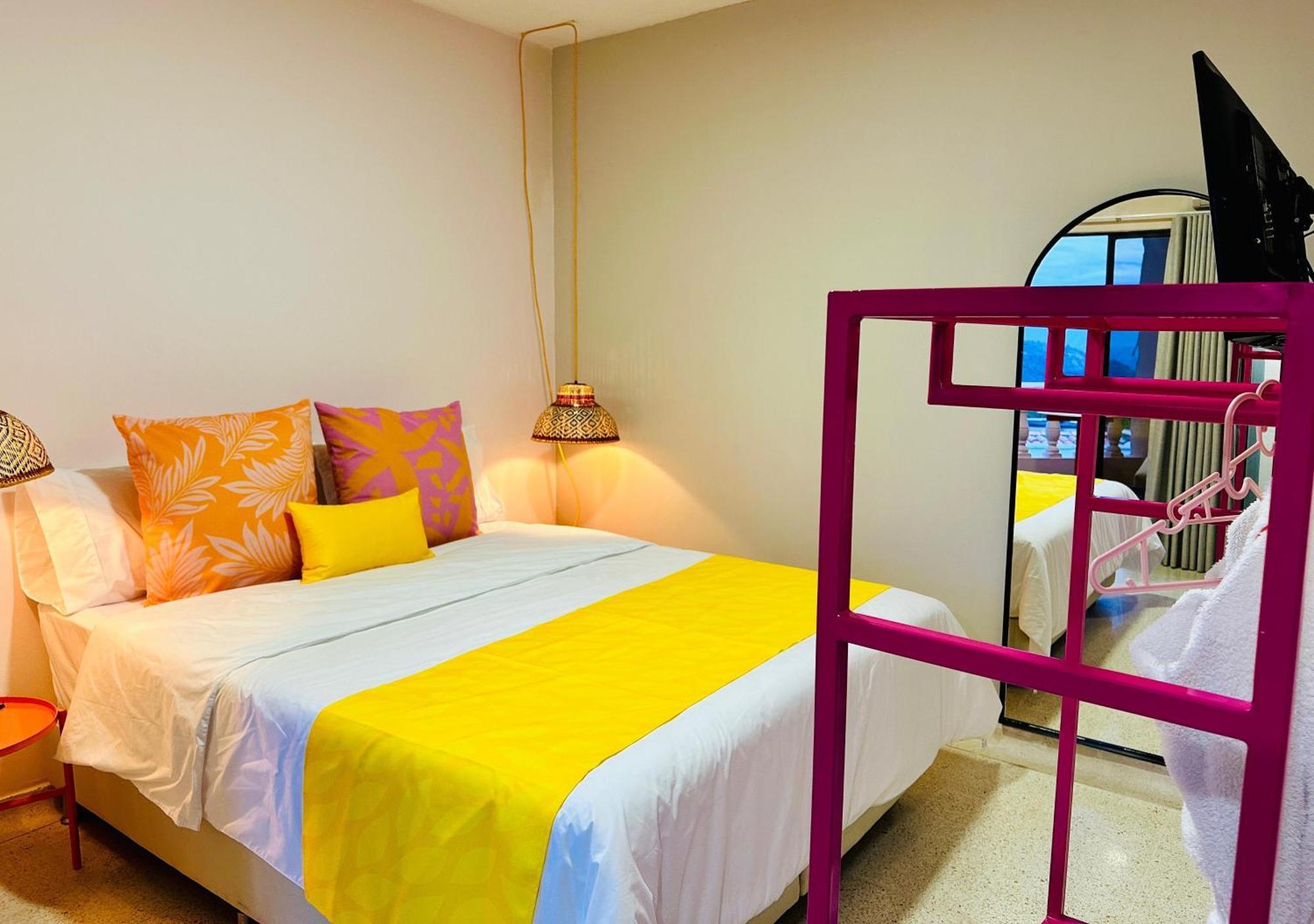 Del Tropico Hotel Sopetran Luaran gambar