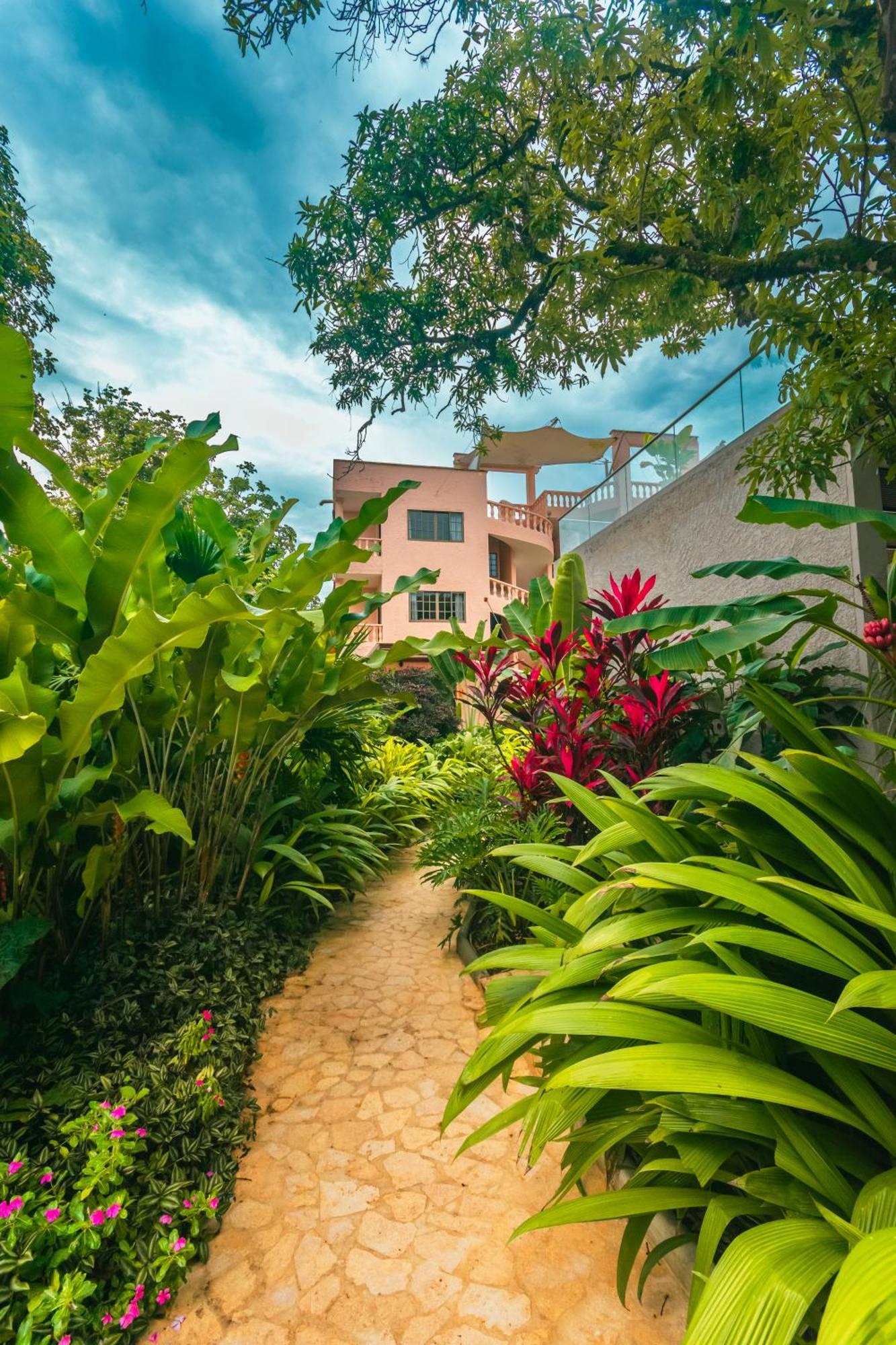 Del Tropico Hotel Sopetran Luaran gambar
