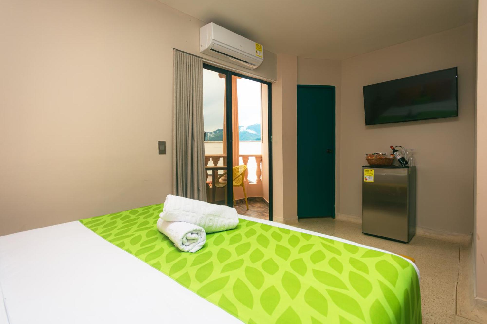 Del Tropico Hotel Sopetran Bilik gambar
