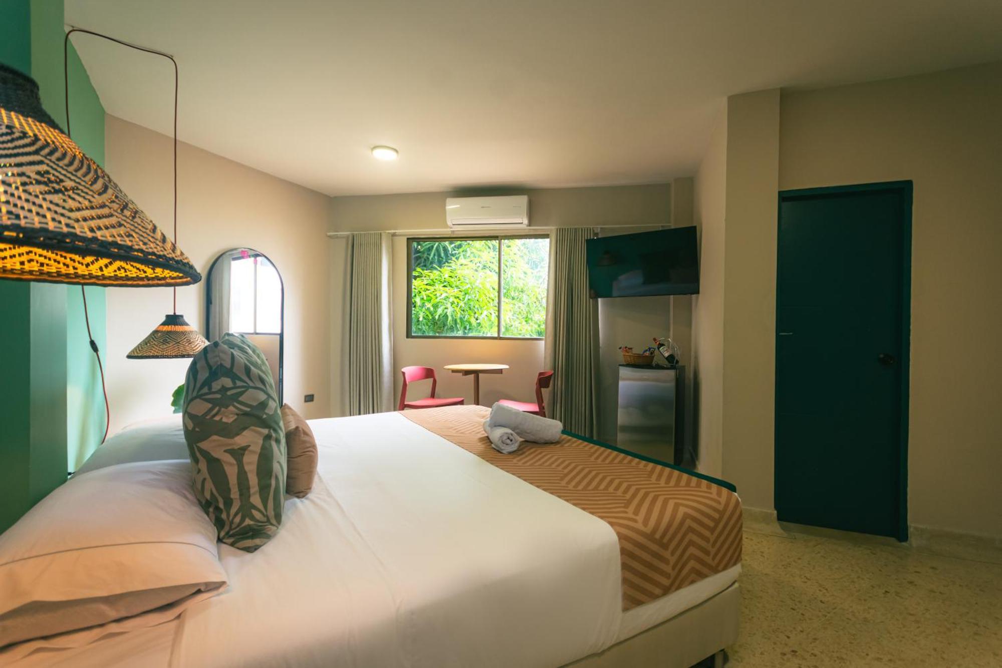 Del Tropico Hotel Sopetran Bilik gambar
